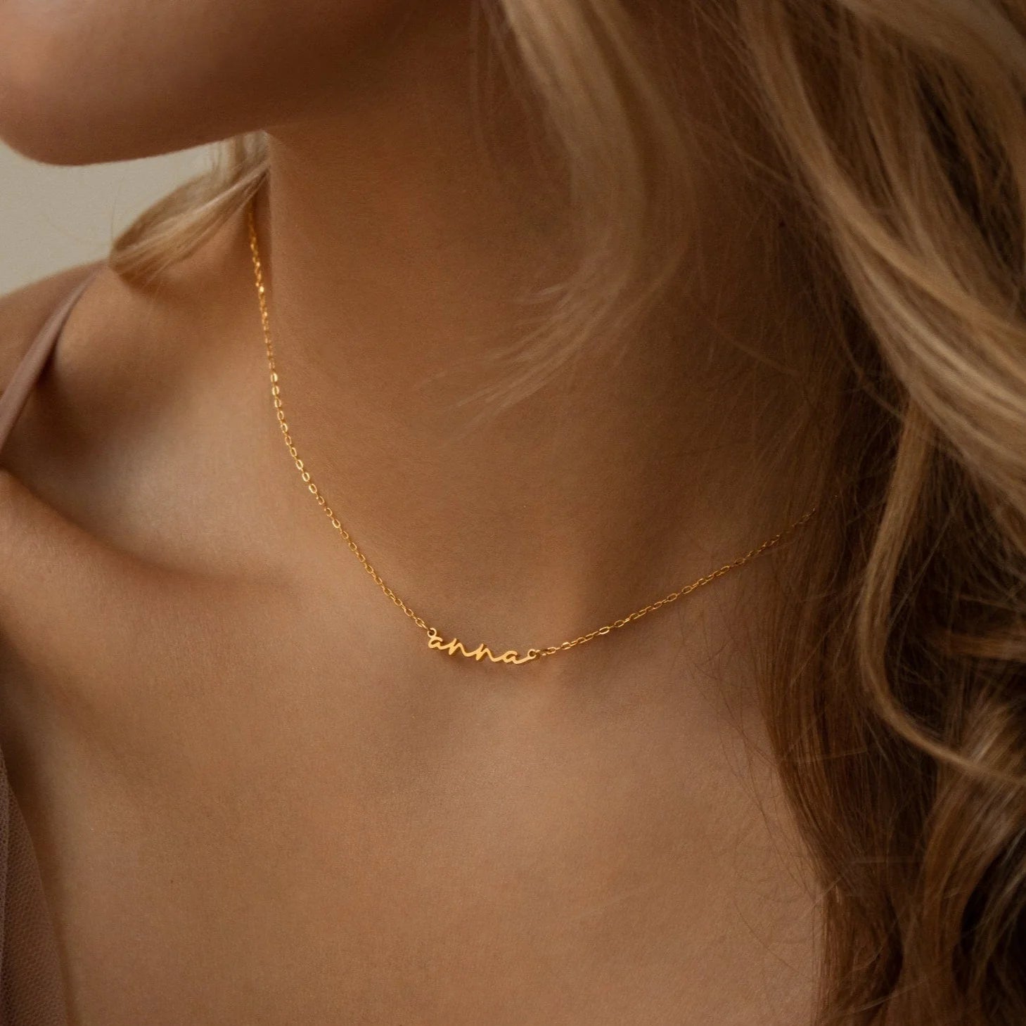 name necklace gold