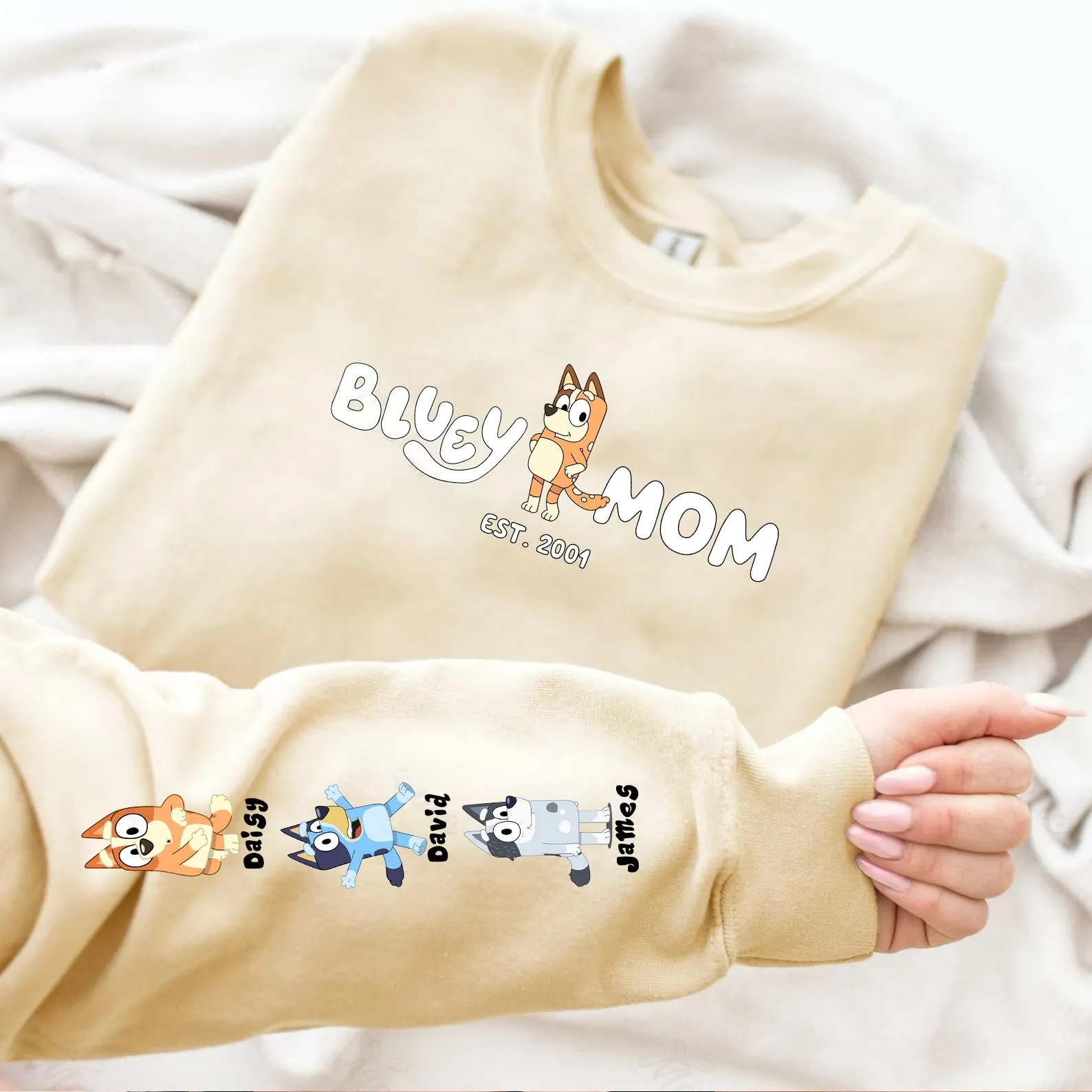 Personalized Cartoon Mama Sweatshirt - Add Kid's Name on Sleeve